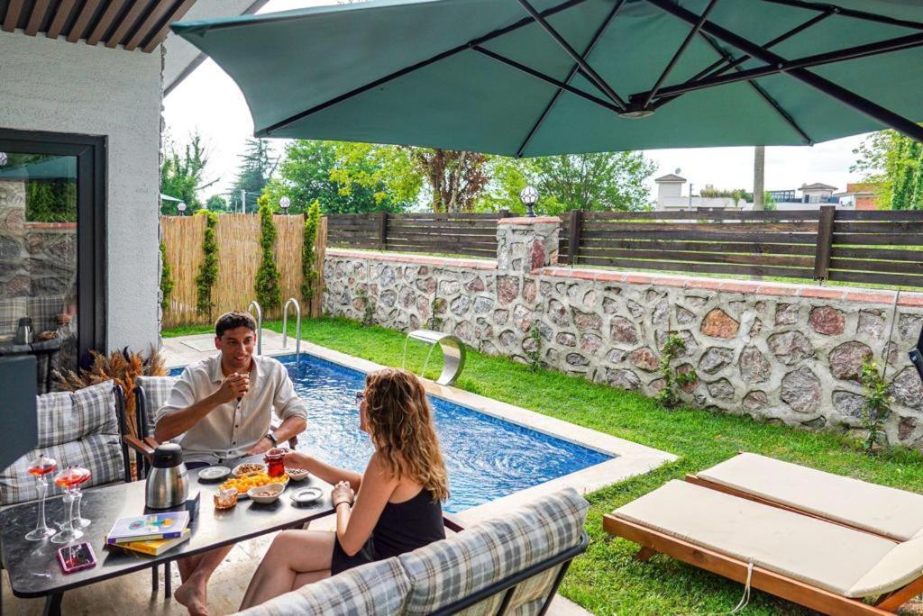 Vital Home Sapanca Isitmali Havuzlu Villa&Bungalov 외부 사진