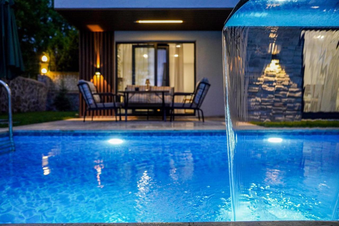 Vital Home Sapanca Isitmali Havuzlu Villa&Bungalov 외부 사진
