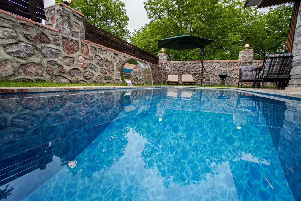 Vital Home Sapanca Isitmali Havuzlu Villa&Bungalov 외부 사진