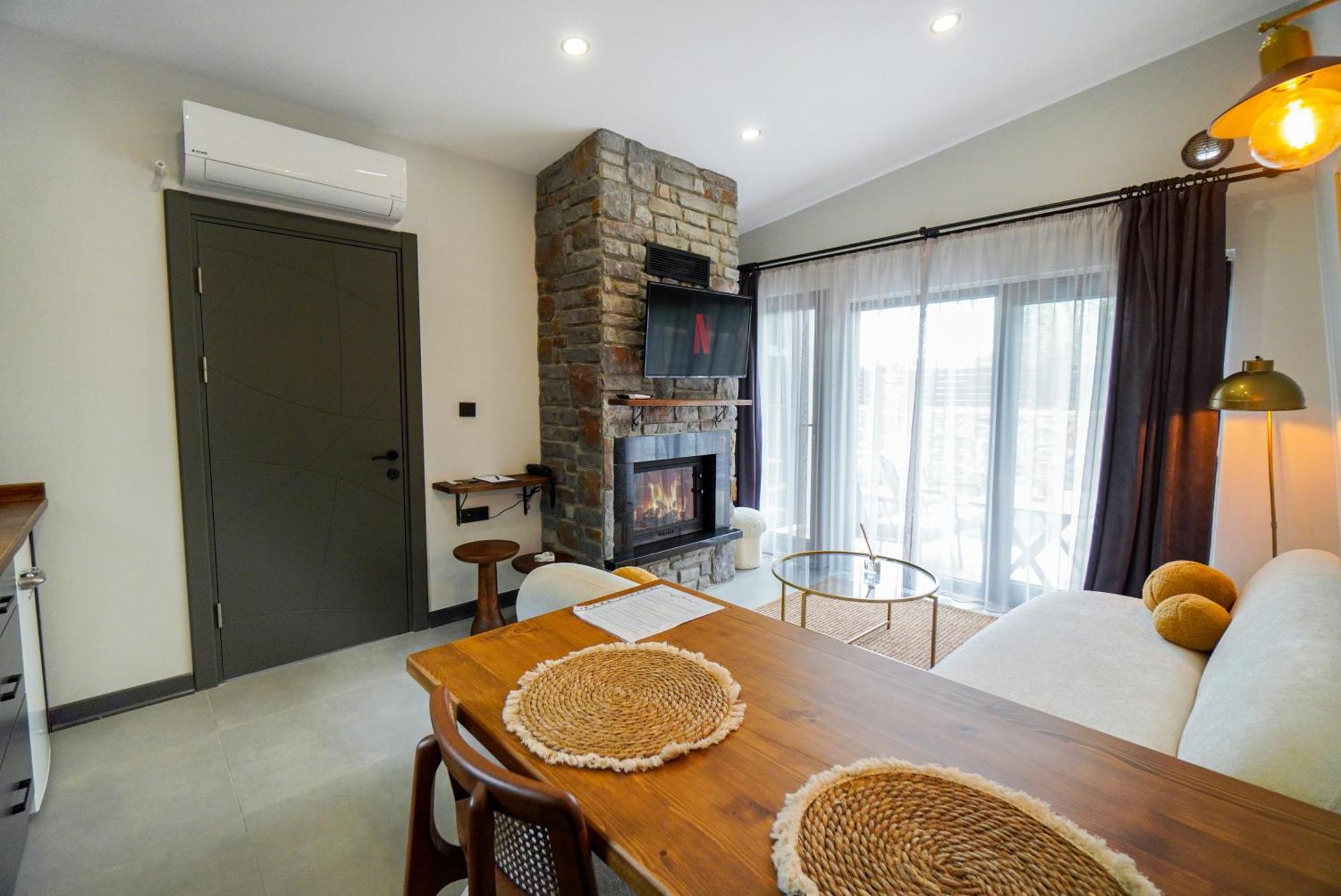 Vital Home Sapanca Isitmali Havuzlu Villa&Bungalov 외부 사진